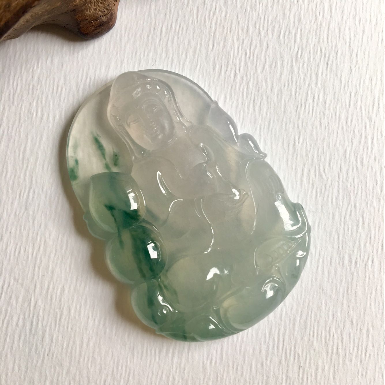 天然A货翡翠 冰种飘蓝花观音