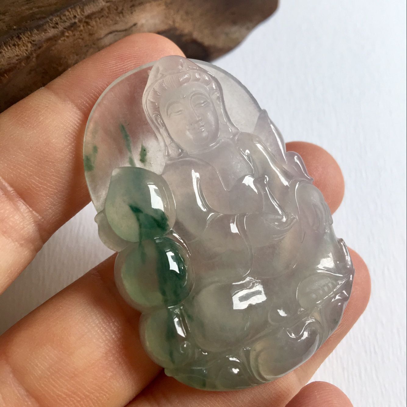 天然A货翡翠 冰种飘蓝花观音